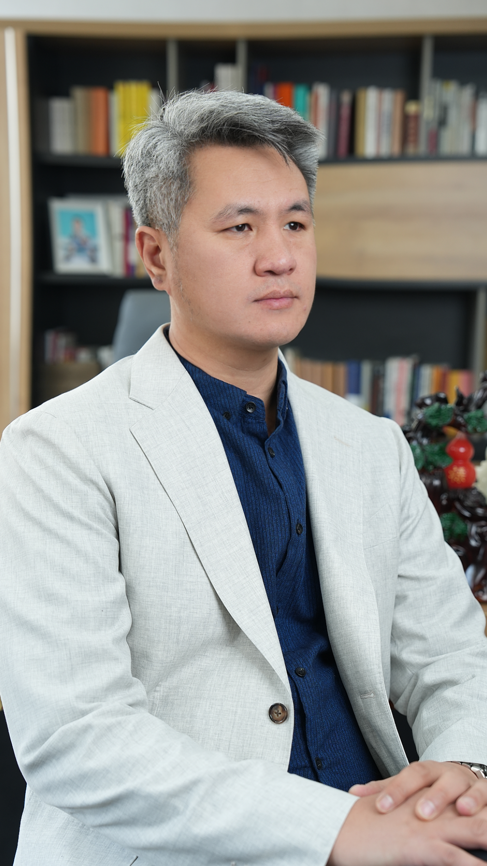 白-2.png 白-2.png
