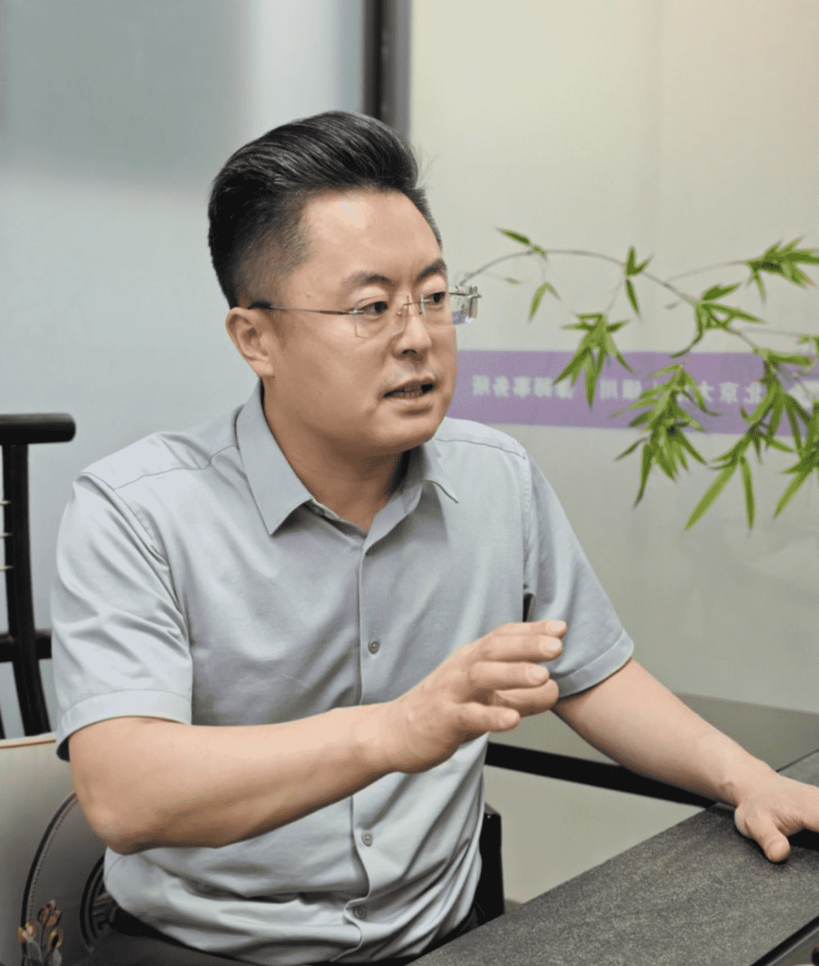 罗伟律师专业活动与咨询场景
